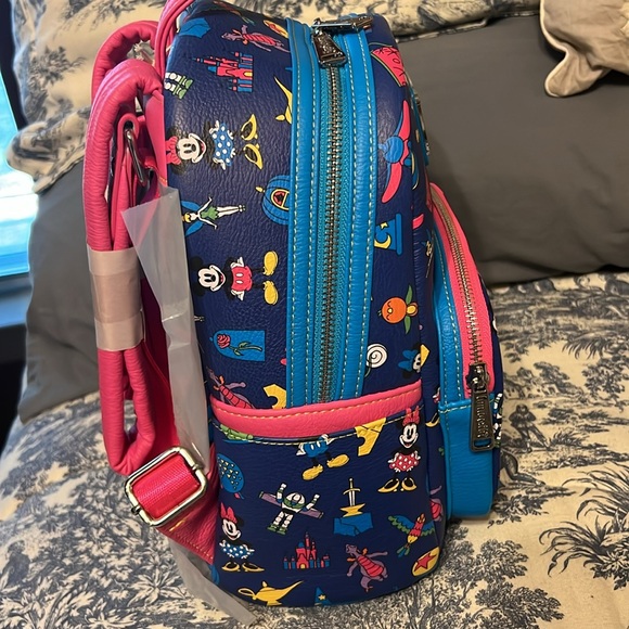 Mickey Mouse and Friends Loungefly Mini Backpack, NWT - Picture 7 of 17